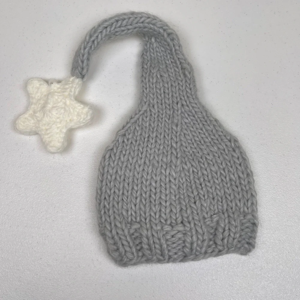 So Doralle Baby Knit Moon Star Stocking Cap Hat Unisex 0-3M Grey Celestial